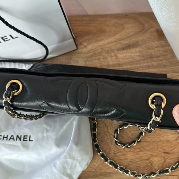 CHANEL cc quilted lambskin full flap crossbody will take best offer - Picture 4 of 17